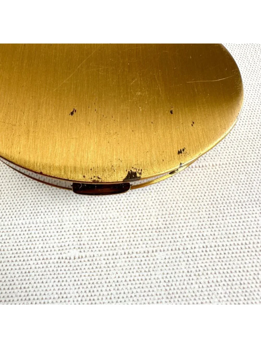 Vintage Gold Tone Oval Powder Compact Faux Pearl Rhinestone Branch 1950s - Picture 7 of 8